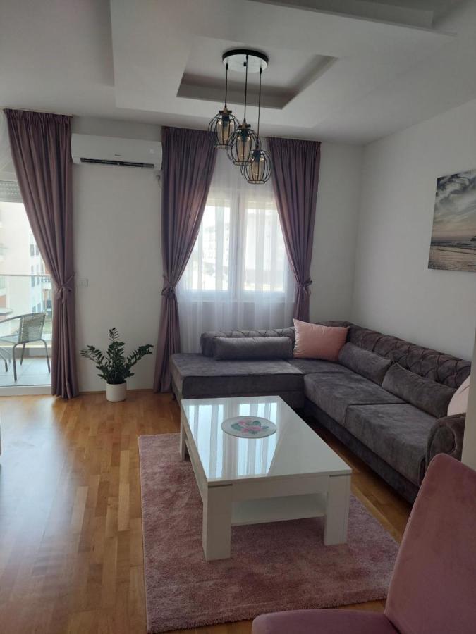 K2-Sistersapartment 波德戈里察 外观 照片